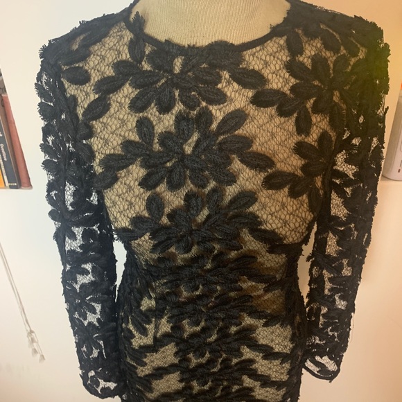 black cover dress - Picture 2 of 5